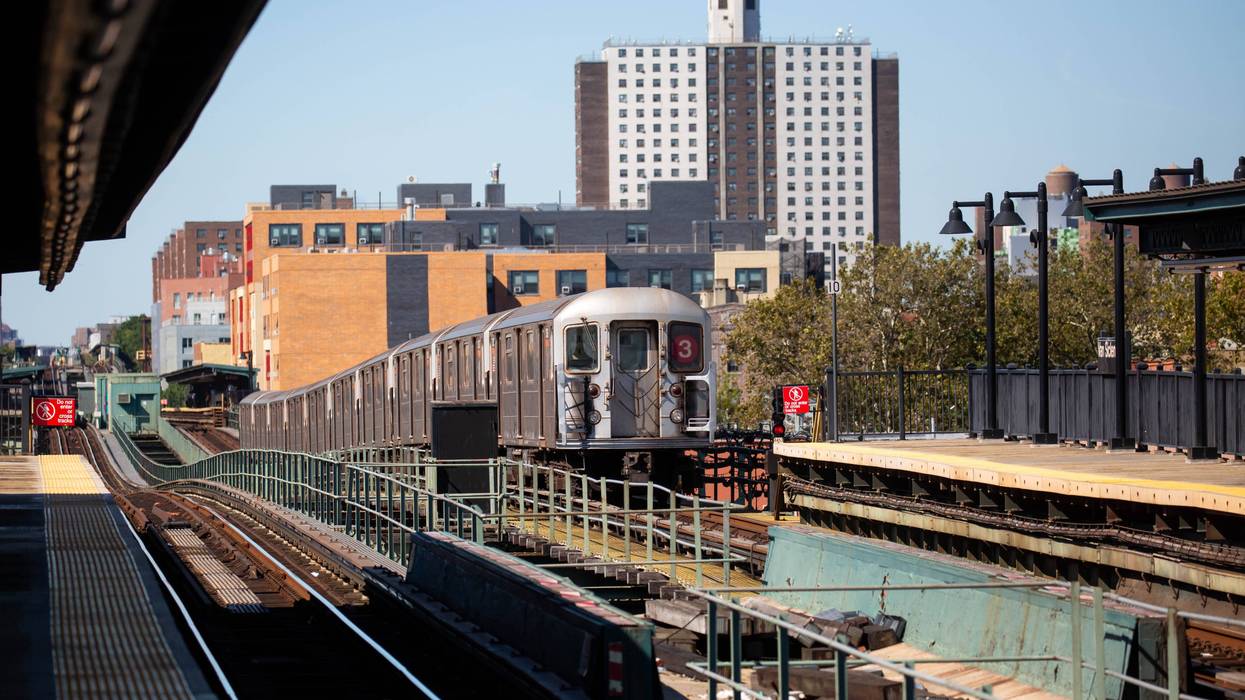 Man killed by Brooklyn subway train fell onto tracks during fight over backpack: cops