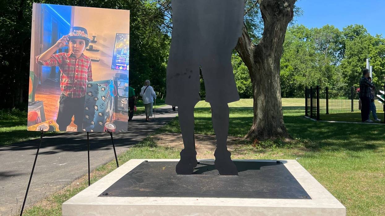 A shadow-like silhouette monument, representing the figure of 6-year-old Wadea al-Fayoume