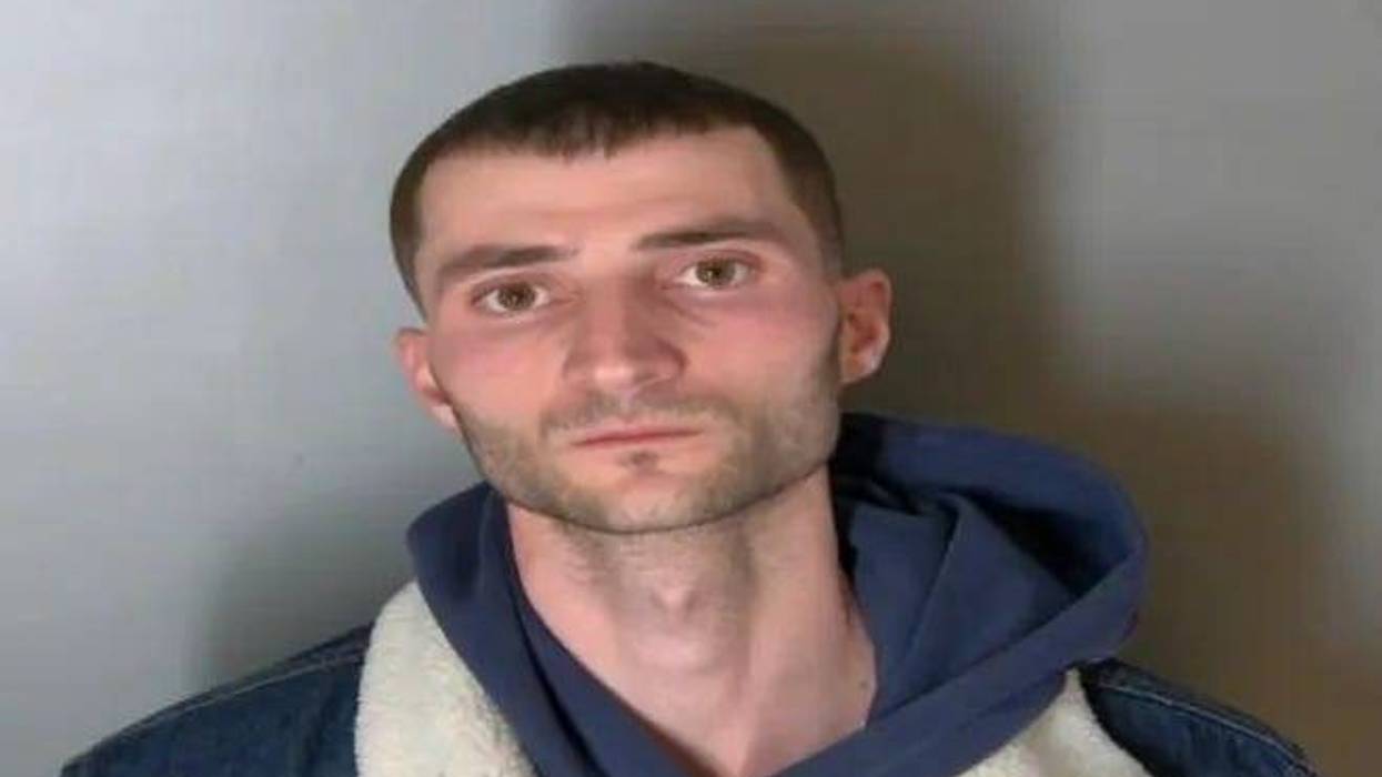 A Sterling Heights man is behind bars Friday morning after he was charged with no less than six felonies for allegedly trying to meet up with an underage teen for sex this week.