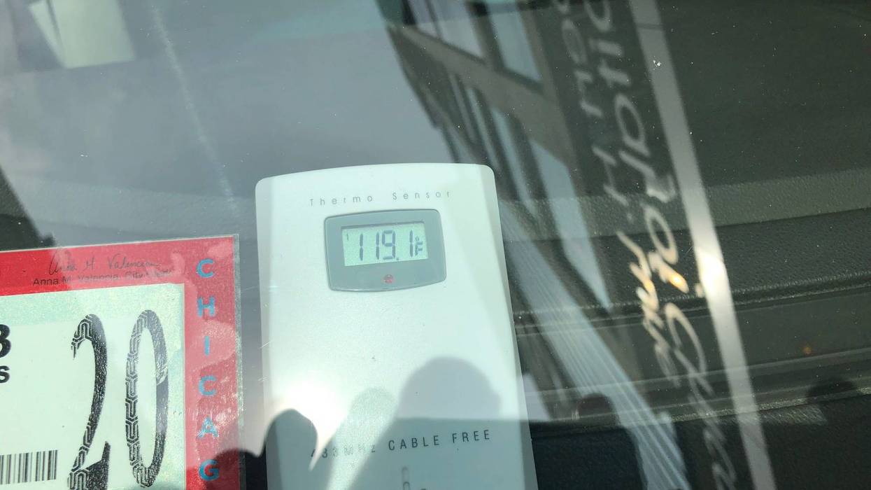 A thermometer placed in a car parked in the sun outside the hospital in the Streeterville neighborhood quickly went to 119 degrees - that was 20 degrees hotter than the air temperature at the time.