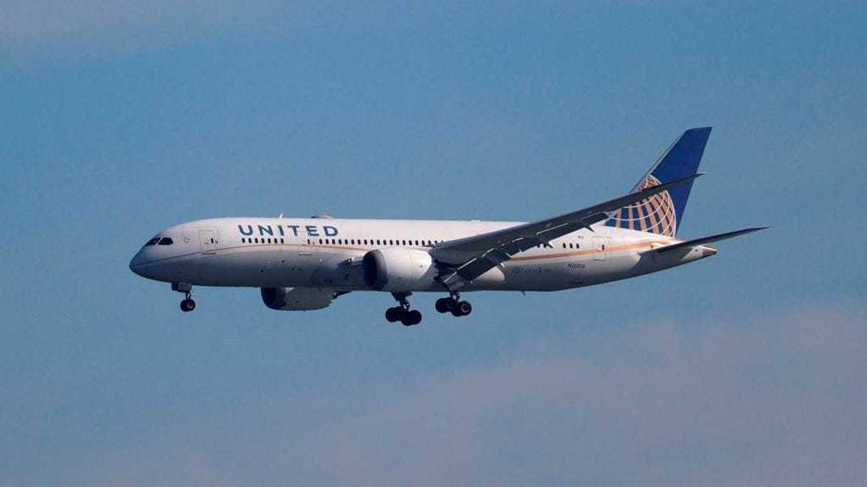 A United Airlines 787 Dreamliner prepares to land at San Francisco International Airport on October 19, 2021 in San Francisco, California.