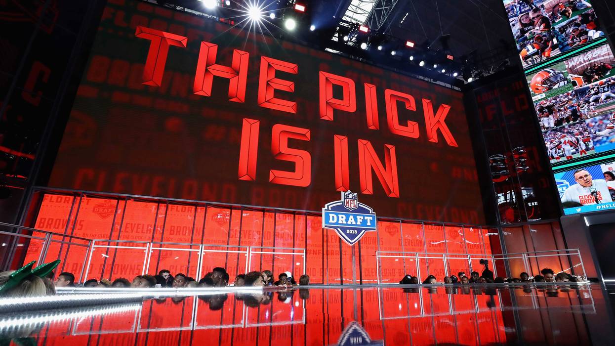 A video board displays the text "THE PICK IS IN" for the Cleveland Browns during the first round of the 2018 NFL Draft at AT&T Stadium on April 26, 2018 in Arlington, Texas. (Photo by Ronald Martinez/Getty Images)