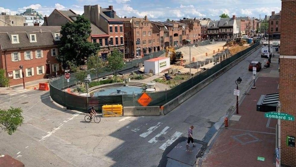 A view of Headhouse Plaza before renovation.