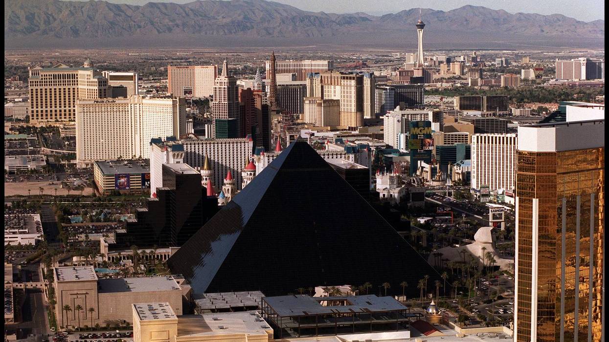 A view of the Las Vegas Strip, looking northbound