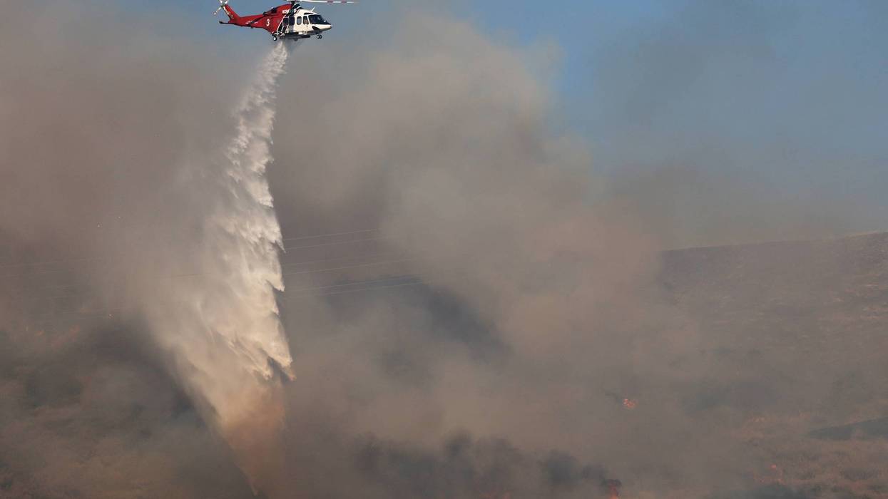 Sandy Fire reaches over 2,100 acres, with a 30% containment