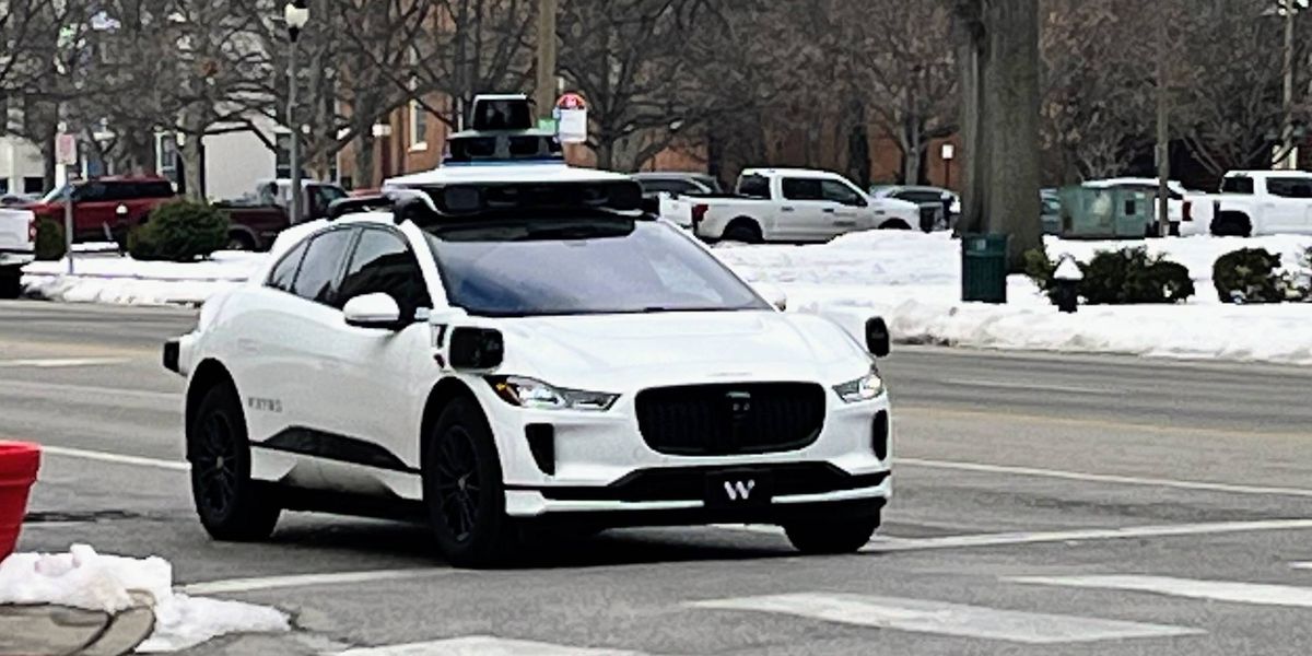 Could driverless cars help map St. Louis's potholes? New Orleans is finding out