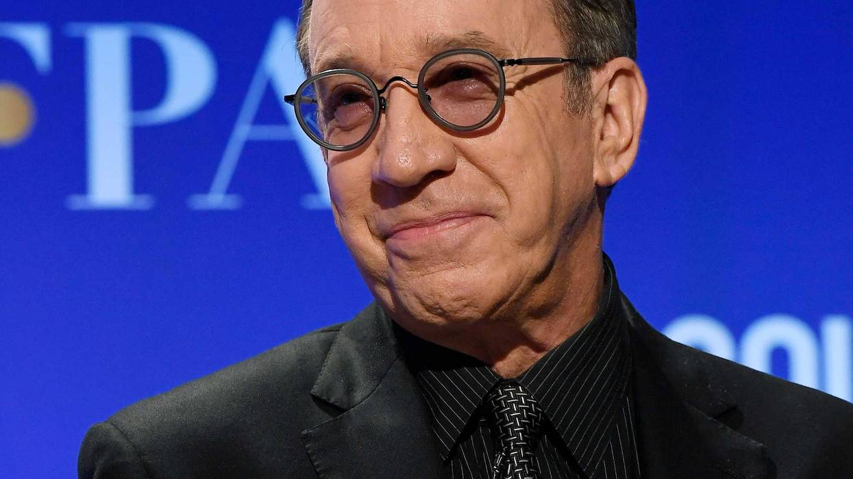 A yacht owned by Michigan actor Tim Allen forced the closure of Newport Marina after a popped gasket on his sailing vessel spewed diesel fuel into the water Sunday afternoon.