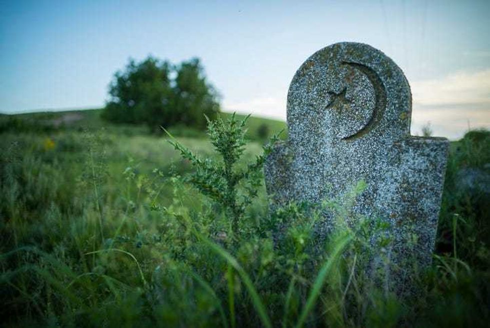 Stafford Sued Over Muslim Cemetery