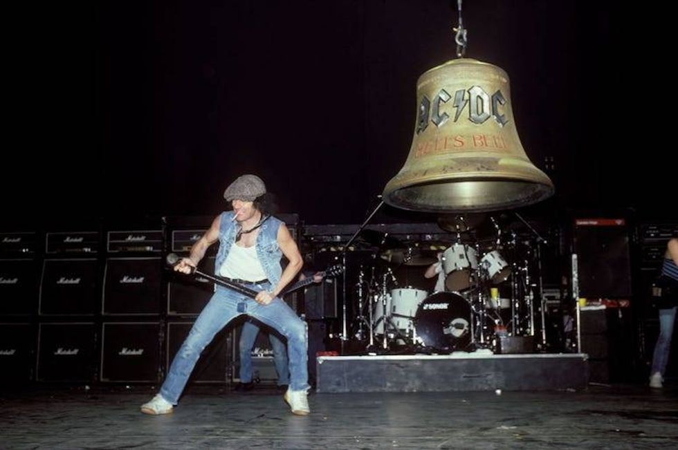 AC/DC
