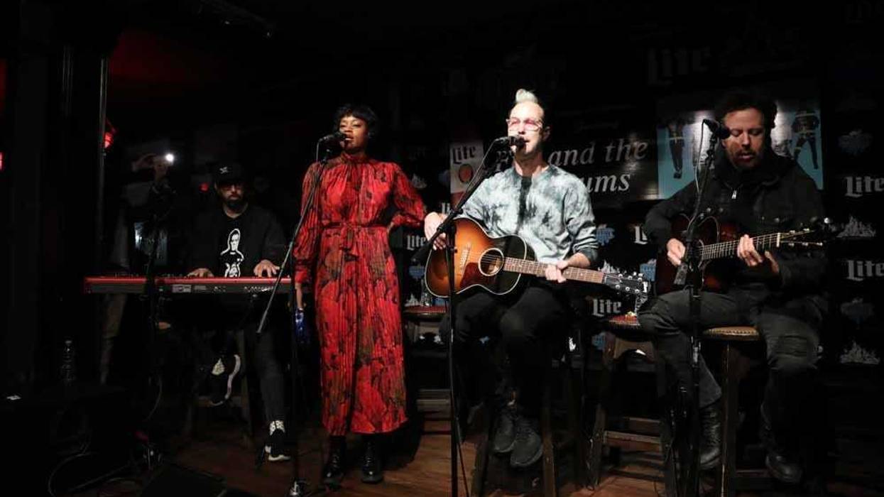 Acoustic Cafe Fitz Tantrums.jpg