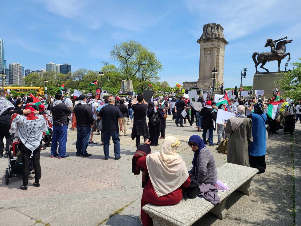 Across Chicago, hundreds turn out for rallies in support of Palestine