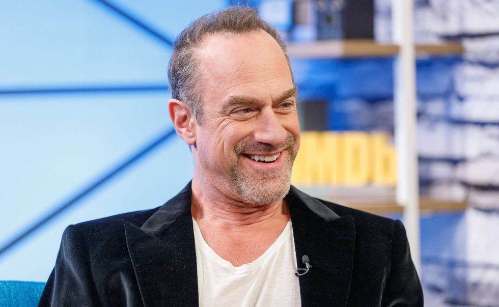 Christopher Meloni’s daughter trolls her dad with hilarious gift for Father’s Day: 'Best gift ever'