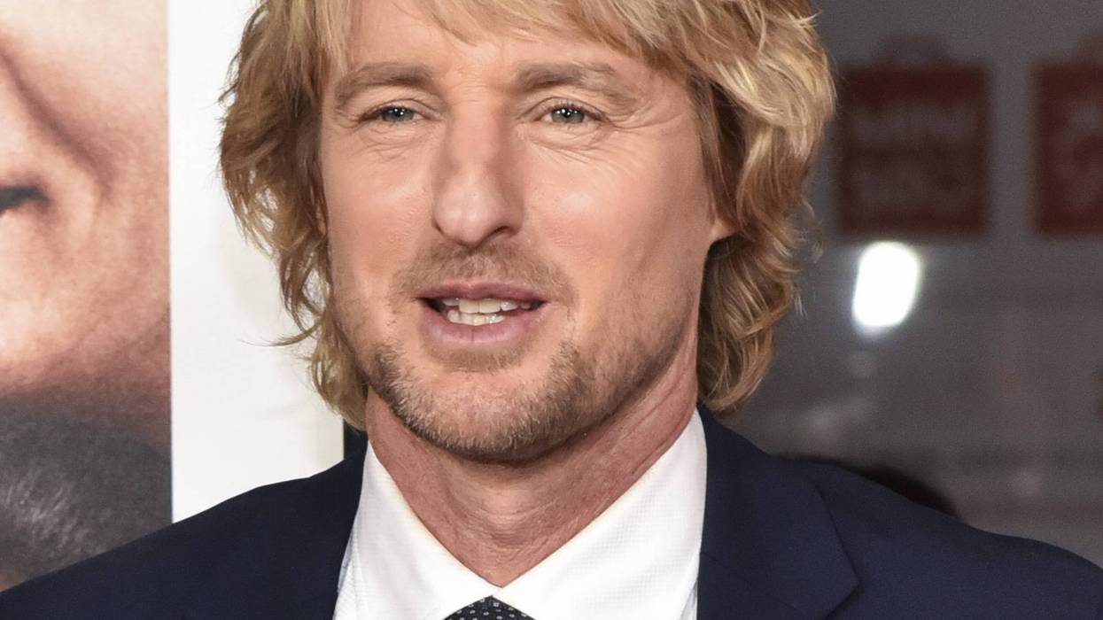 Actor Owen Wilson arrives at the premiere of Warner Bros. Pictures' "Father Figures" at TCL Chinese Theatre on December 13, 2017 in Hollywood, California.