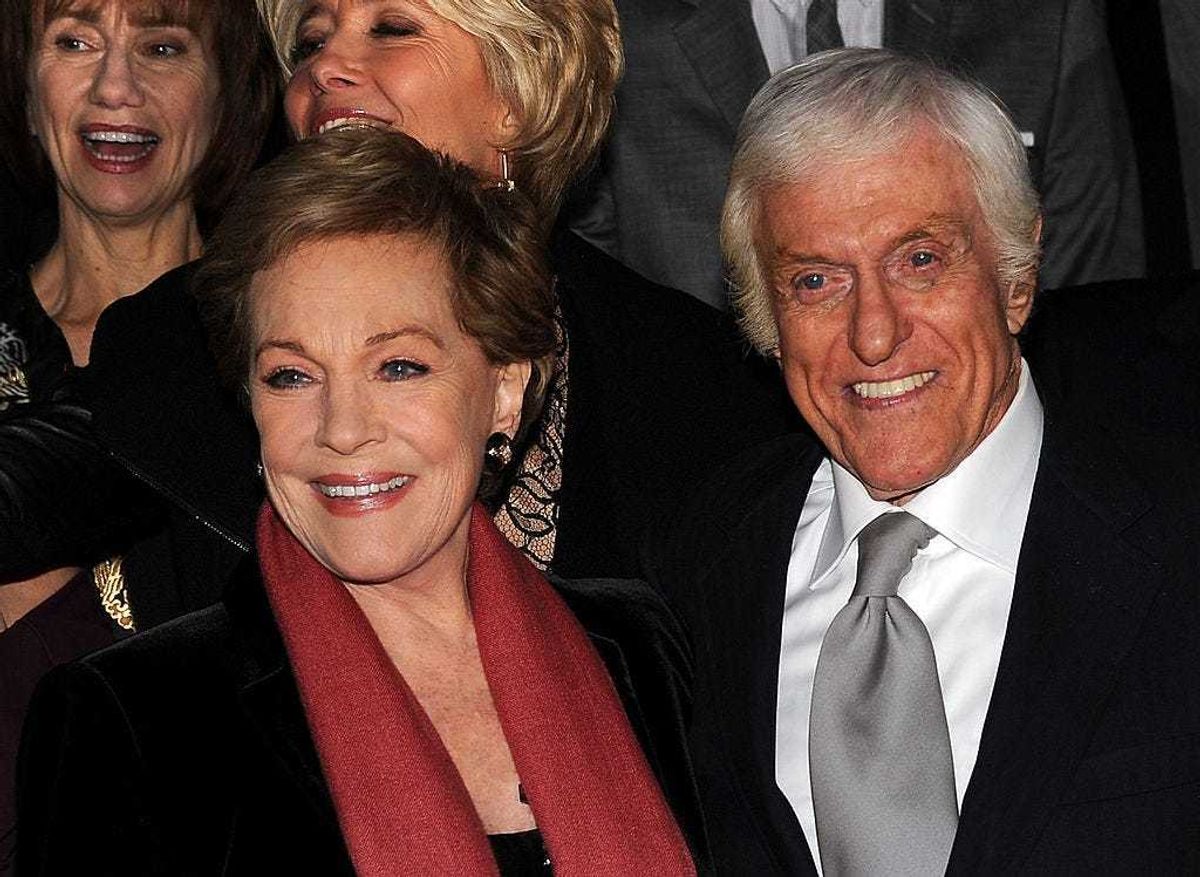 Actors Julie Andrews and Dick Van Dyke