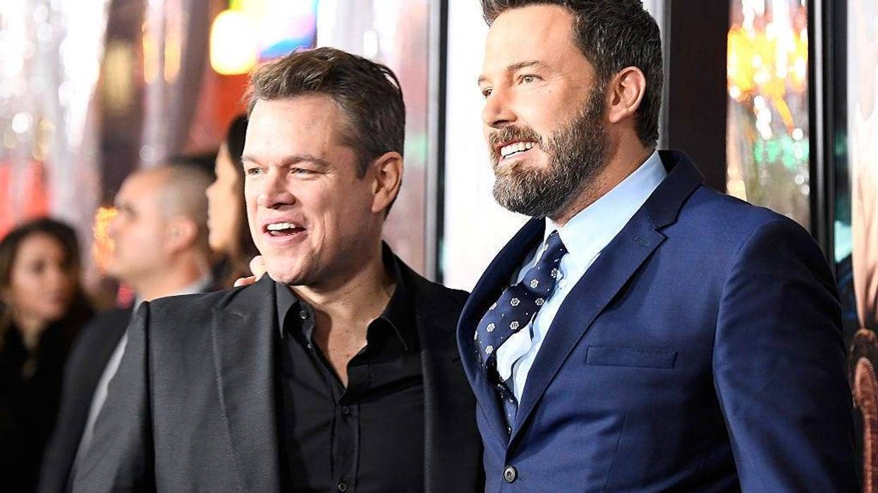 Actors Matt Damon (L) and Ben Affleck arrive at the Premiere Of Warner Bros. Pictures' "Live By Night" at TCL Chinese Theatre on January 9, 2017 in Hollywood,