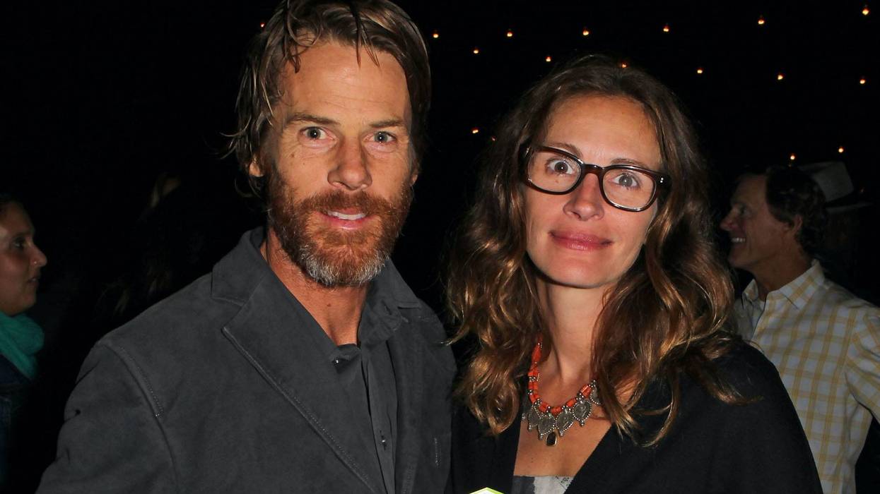 Actress Julia Roberts and Danny Moder attend the Malibu Boys And Girls Club Gala