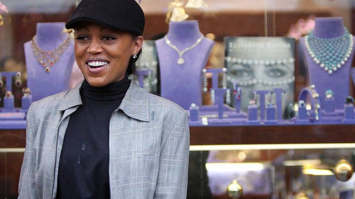 Actress Theresa Randle attends the opening of Luxury Jewels of Beverly Hills featuring House of Taylor on December 12, 2009 in Beverly Hills, California.