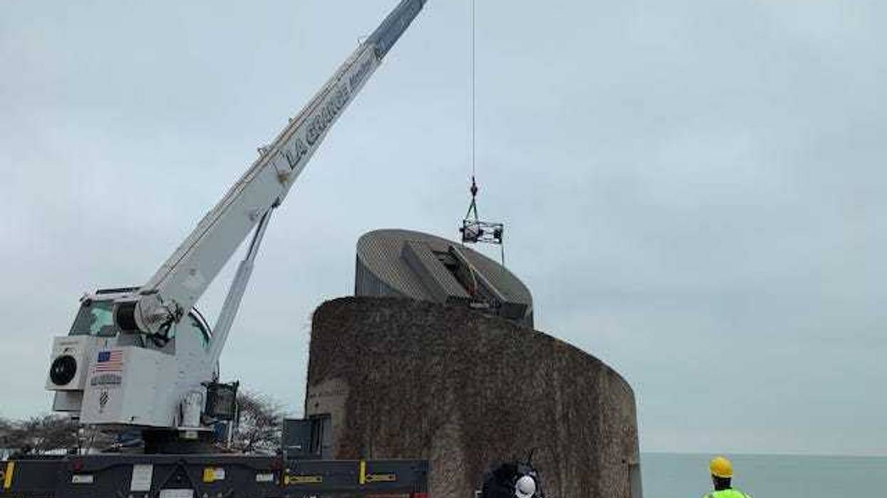 Adler Planetarium welcomes new telescope