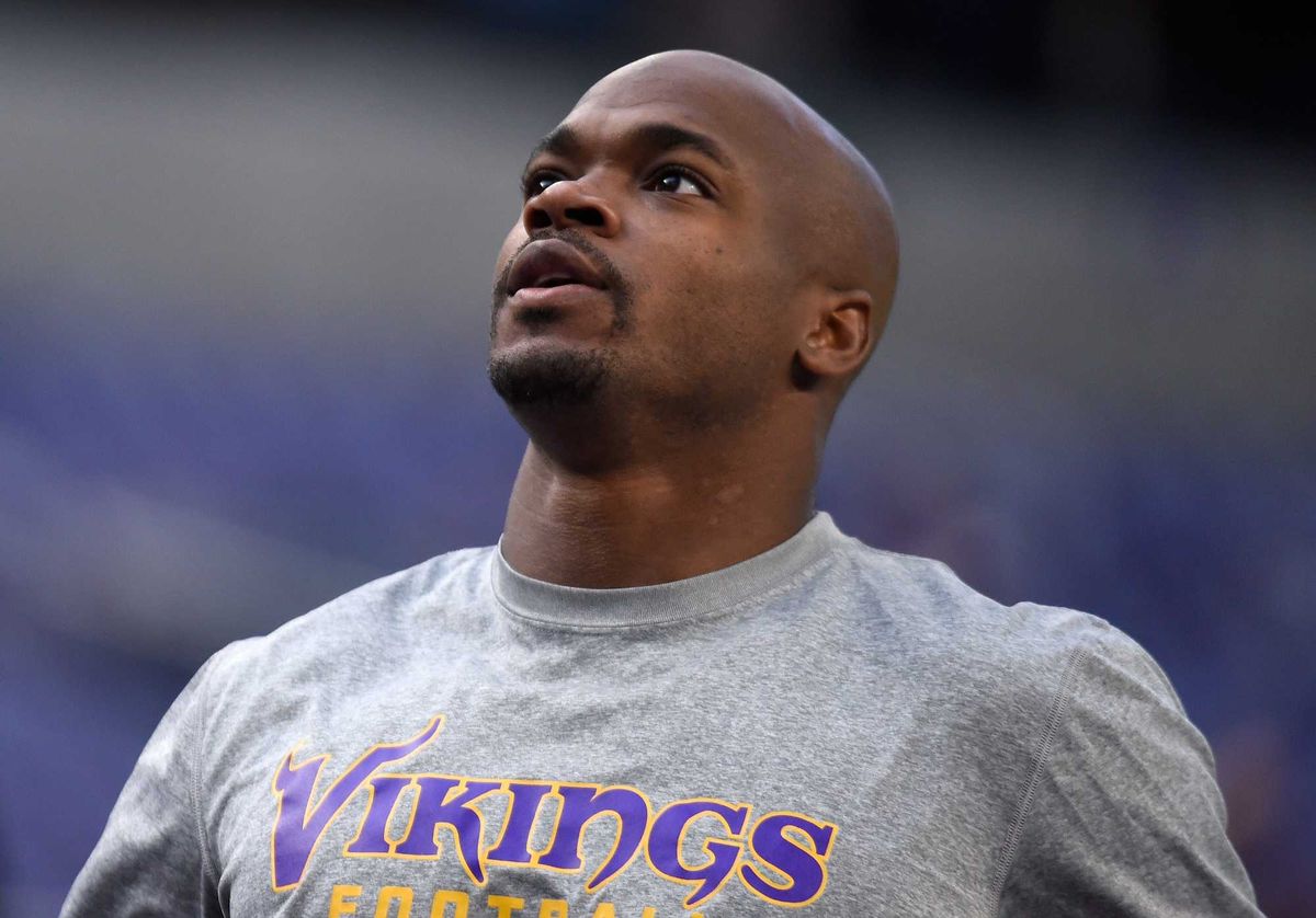 Adrian Peterson #28 of the Minnesota Vikings warms up before the game against the Indianapolis Colts on December 18, 2016 at US Bank Stadium in Minneapolis, Minnesota.