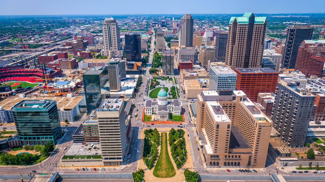 aerial image of downtown st. louis