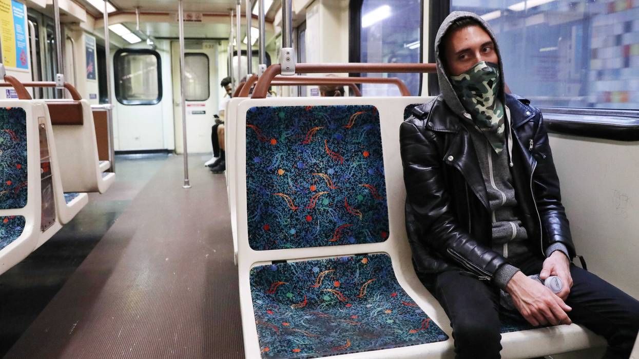 Aerosol expert says neck gaiters provide adequate virus transmission