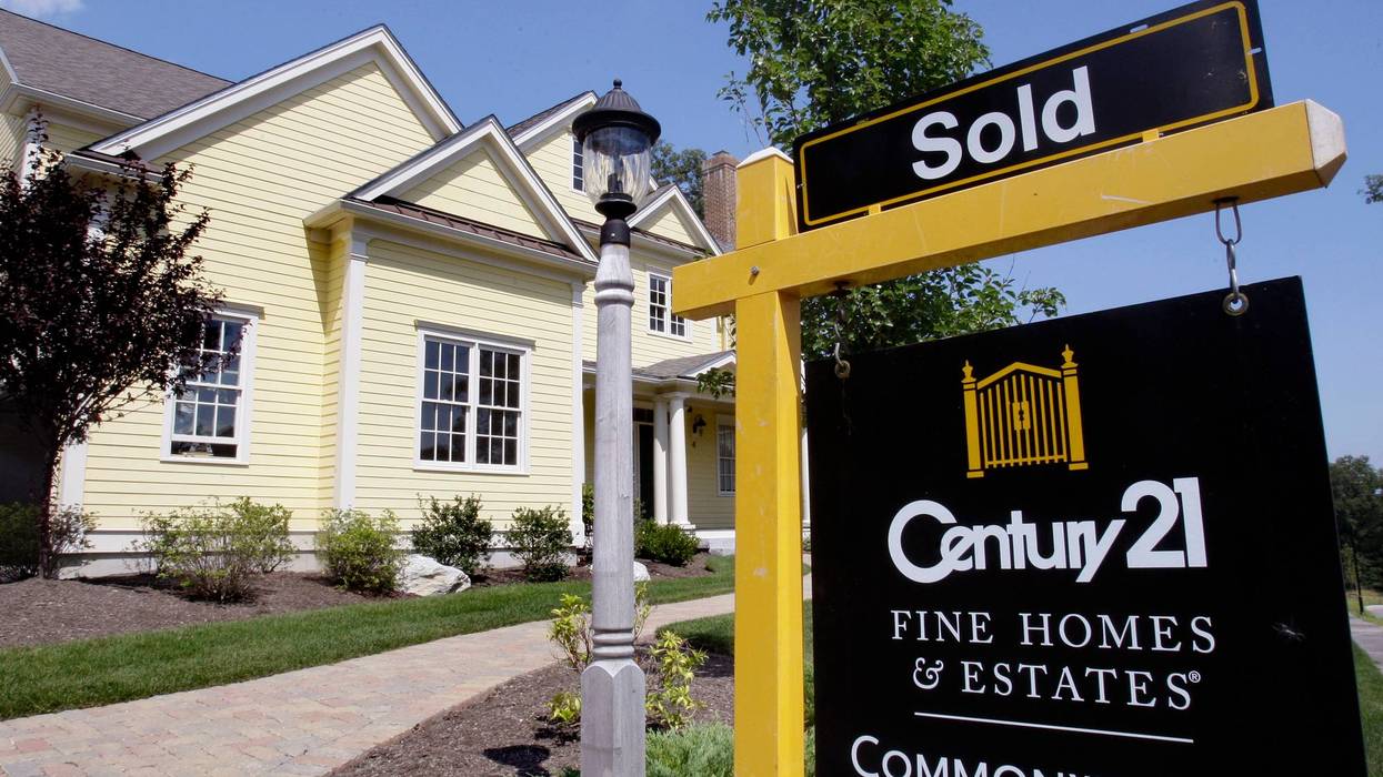 AI Luxury Home Sales 263