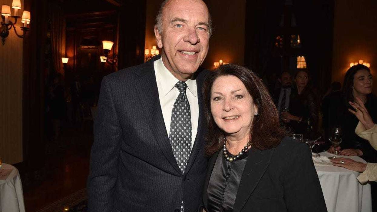 Al Trautwig and Cathy Trautwig attend MedShare Share The Good Gala at Private Venue on April 4, 2022 in New York City.