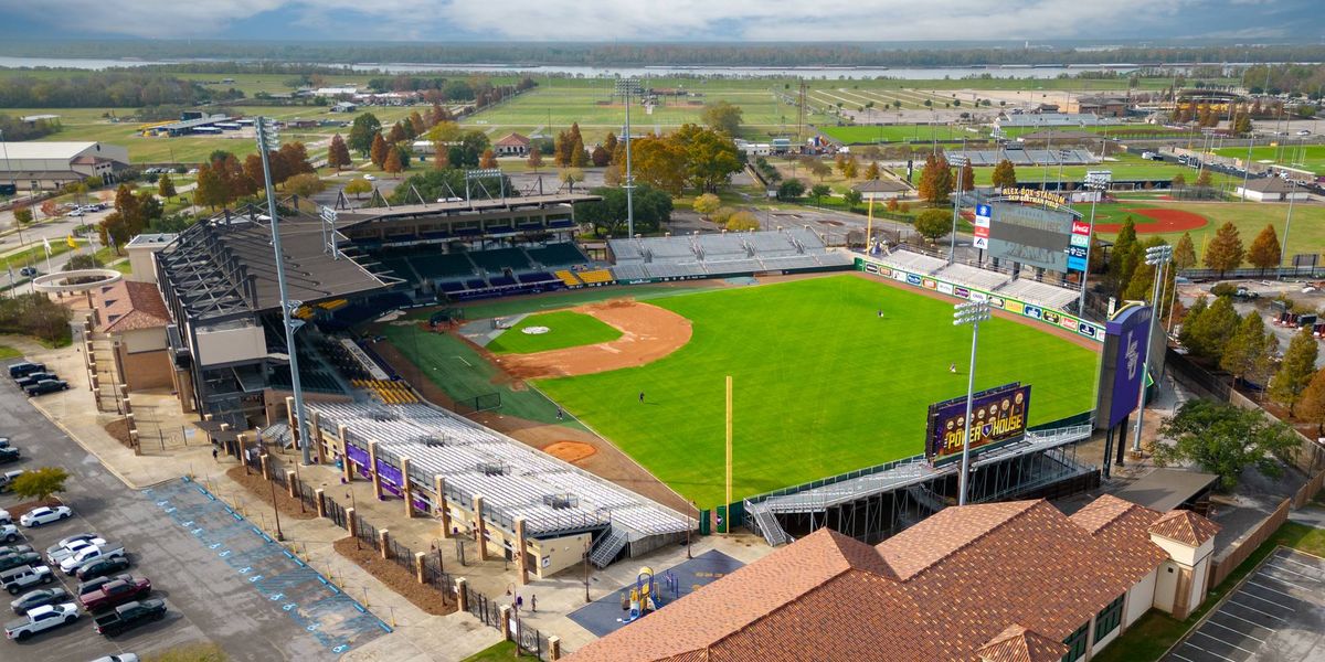 LSU baseball has its first portal addition