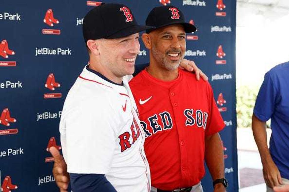 Alex Bregman and Alex Cora