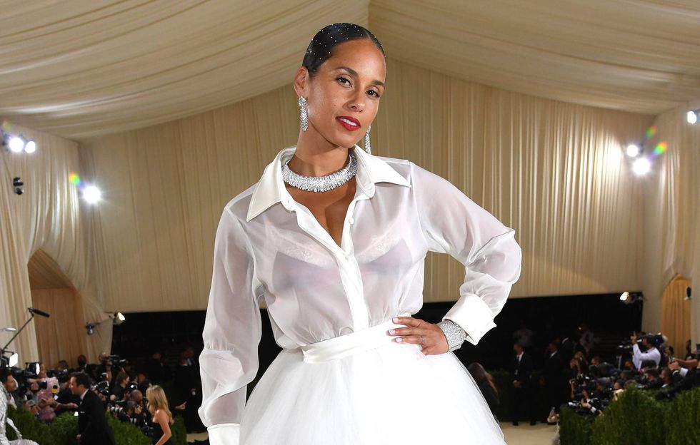 6 of Alicia Keys' best red carpet moments