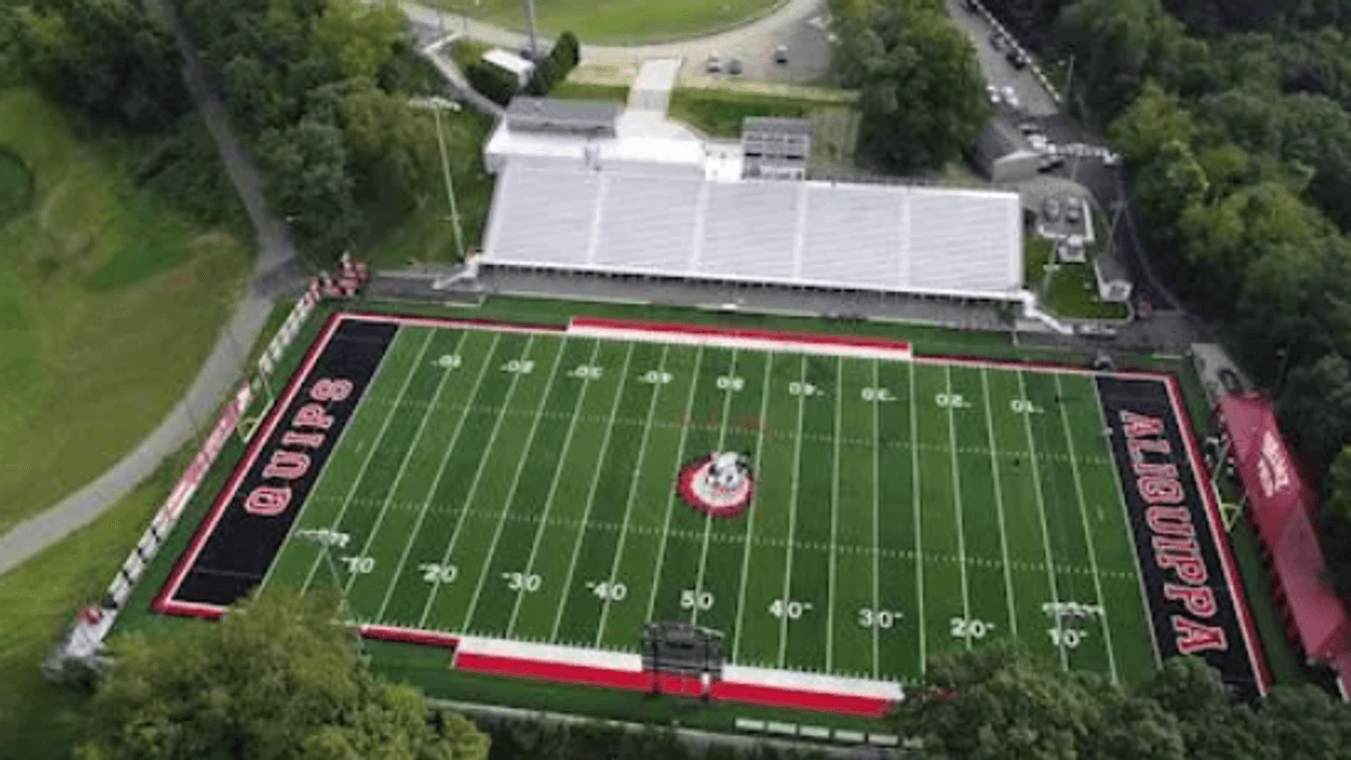 Aliquippa Quips The Pit