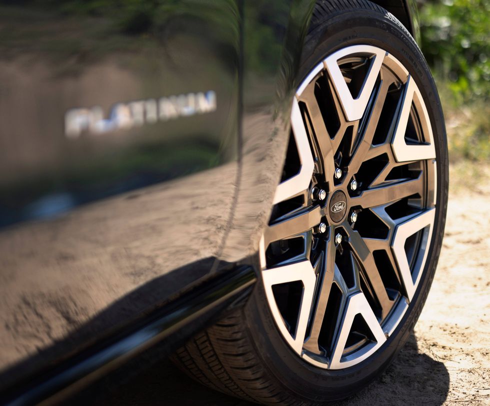 All-New 2025 Ford Expedition_Platinum Ultimate_10