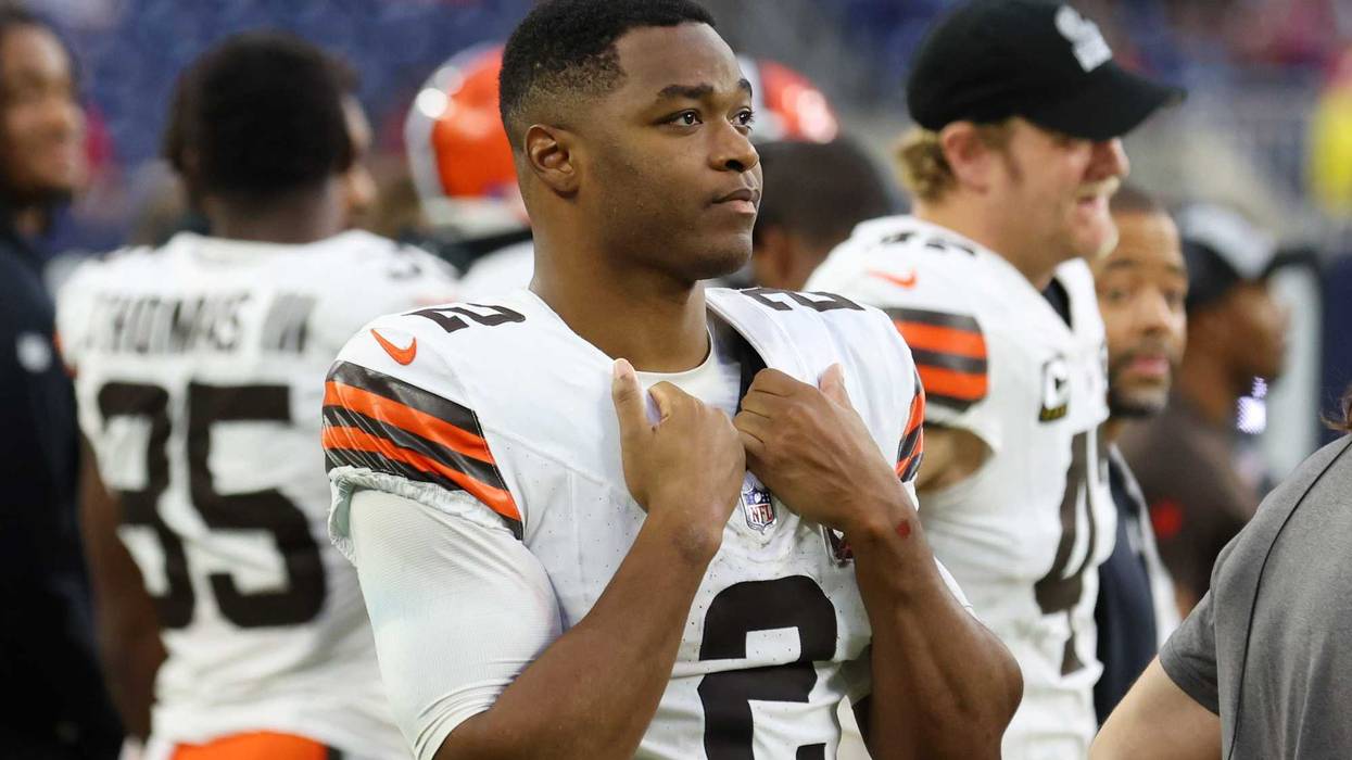 Amari Cooper #2 of the Cleveland Browns reacts late in the game against the Houston Texans at NRG Stadium on December 24, 2023 in Houston, Texas.