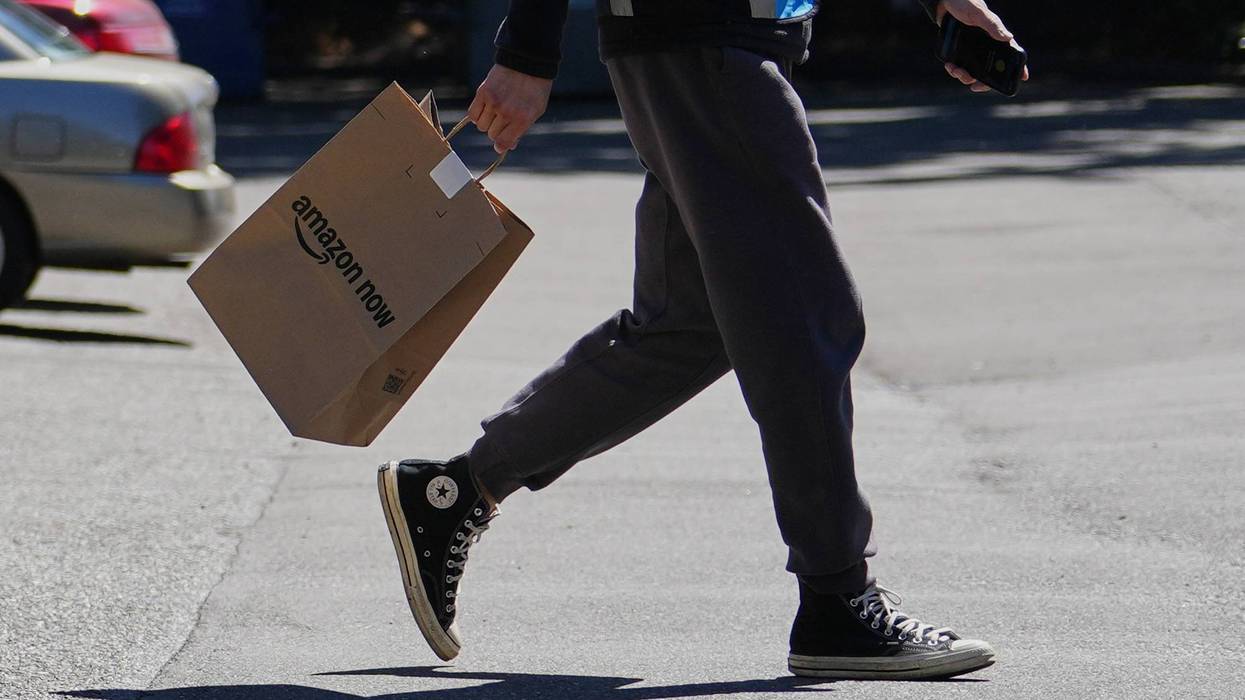 Amazon 3 Minute Delivery 8