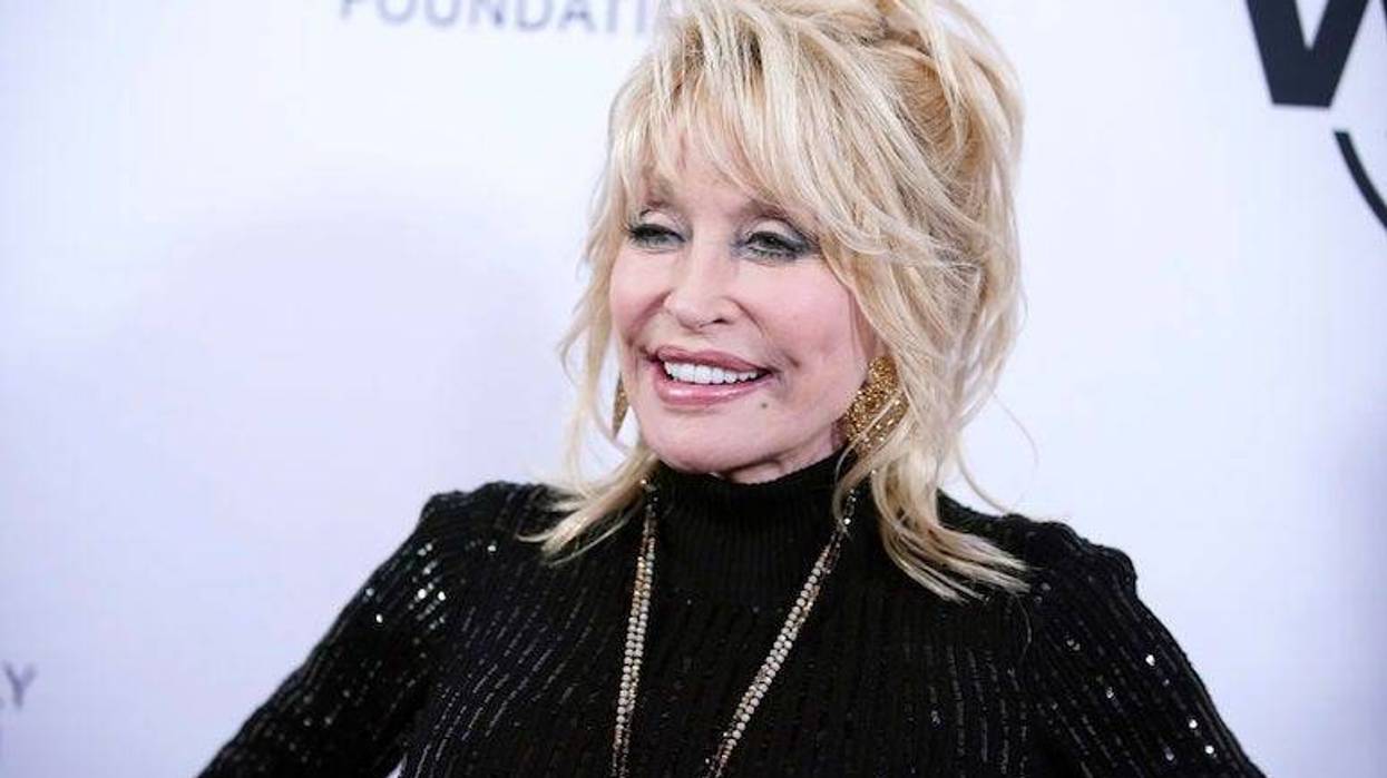 AMC Theatres will screen two Dolly Parton movies at about 200 locations nationwide through Wednesday, the chain announced Thursday after the country star’s death.
