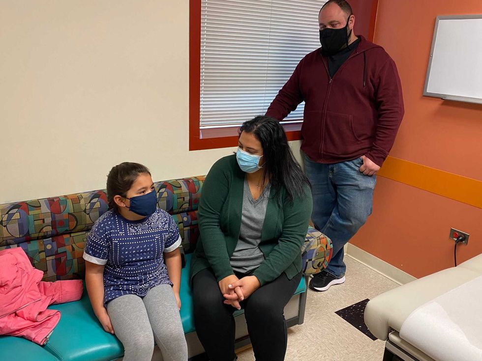 Amelia Ateca parents