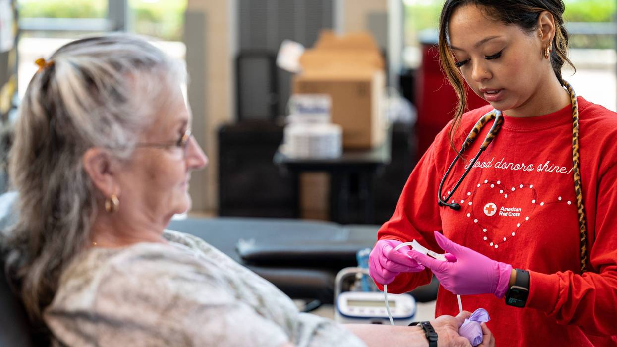 American Red Cross hiring phlebotomists for mobile blood drive team in Michigan