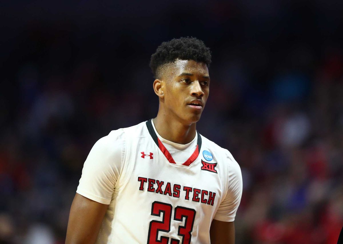 ames is signing as a free agent with the Los Angeles Lakers, leaving the Cavaliers for the second time to join one of the NBA’s most iconic franchises.