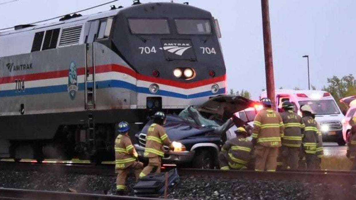 Amtrak train North Tonawanda
