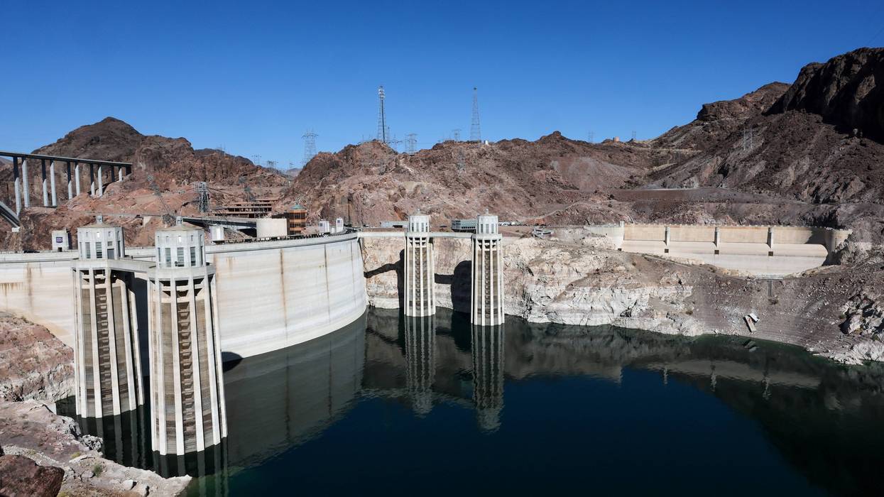 Hoover Dam reopening to visitors following temporary closure