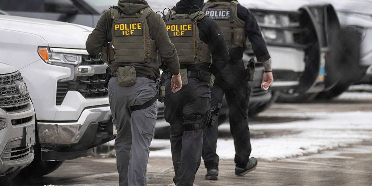 ICE agent turns himself in after Hennepin County issues warrant for his arrest