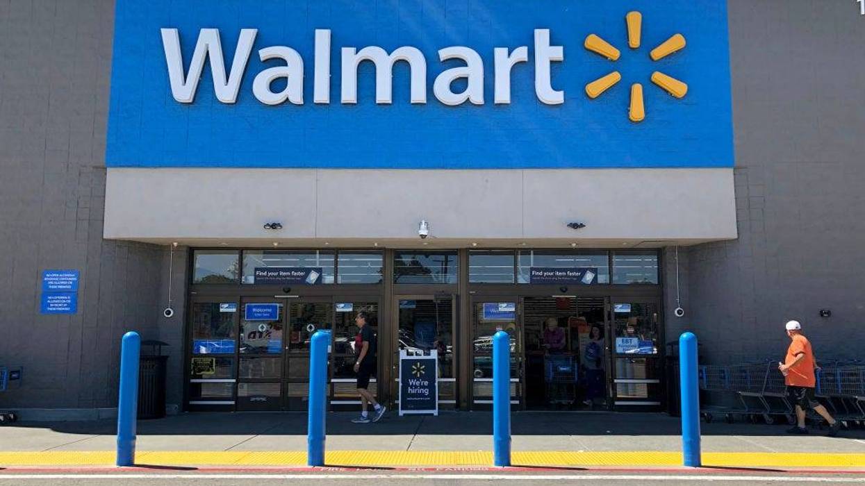 An Oakland man has been arrested after American Canyon Police Officers received reports of lewd acts at a Walmart Monday evening.