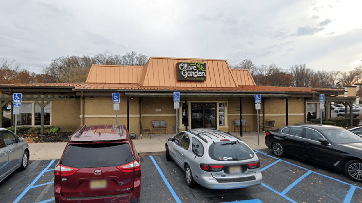 An Olive Garden in Deptford, New Jersey, had a worker test positive for Hepatitis A, health officials announced.