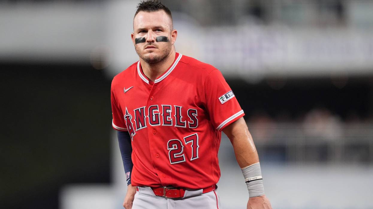 ANGELINOS-MARLINS 54