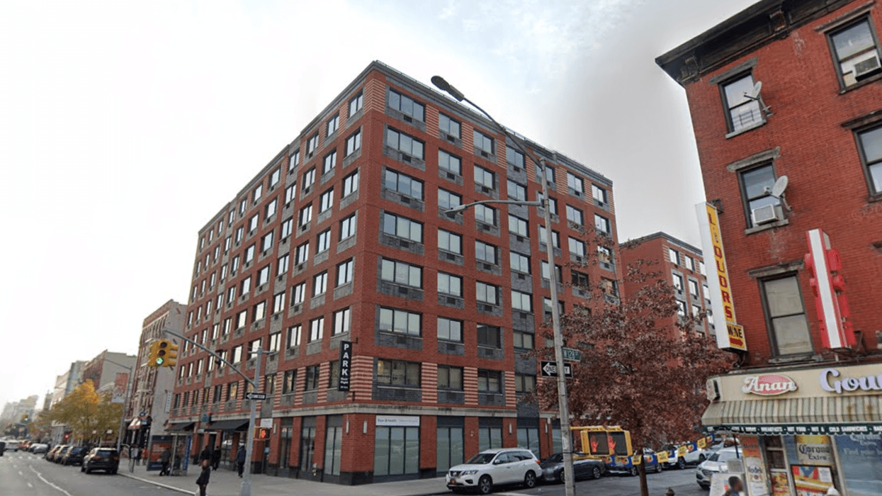 apartment building of shooting