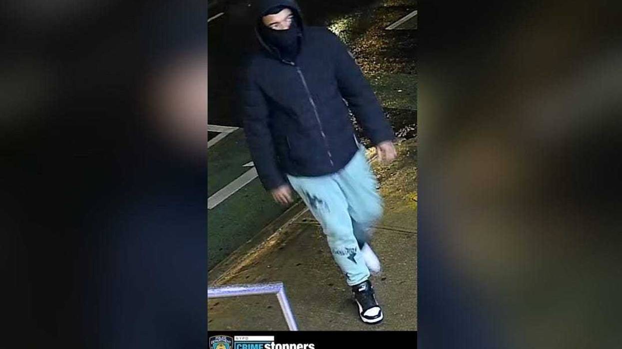 aPolice are searching for a suspect in Monday's attack at the Union Street station in Park Slope