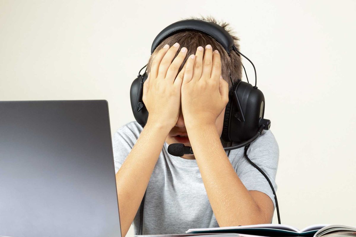 Apologies issued after ‘vendor teacher’ seen having sex during Zoom classroom with Aurora sixth graders