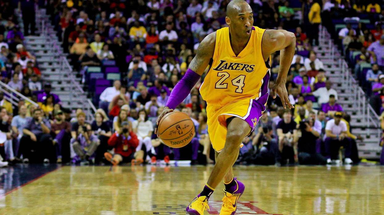Apr 8, 2016; New Orleans, LA, USA; Los Angeles Lakers forward Kobe Bryant (24) drives to the basket during the first quarter of a game against the New Orleans Pelicans at the Smoothie King Center. Mandatory Credit: Derick E. Hingle-USA TODAY Sports