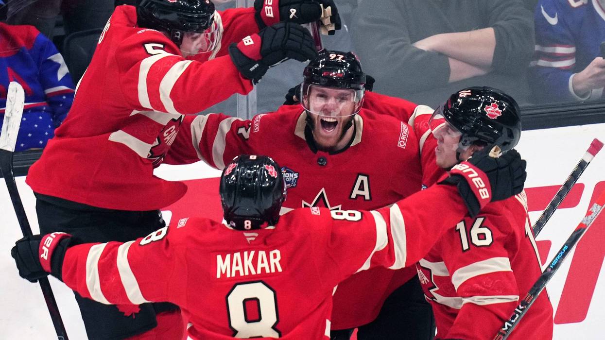 APTOPIX 4 Nations Canada US Hockey