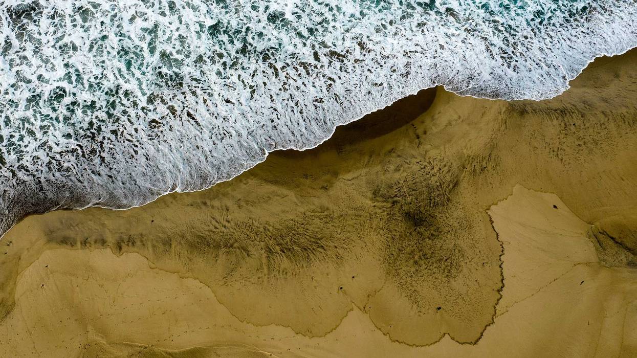 APTOPIX California Oil Spill